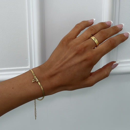 Olivia Bow Bracelet